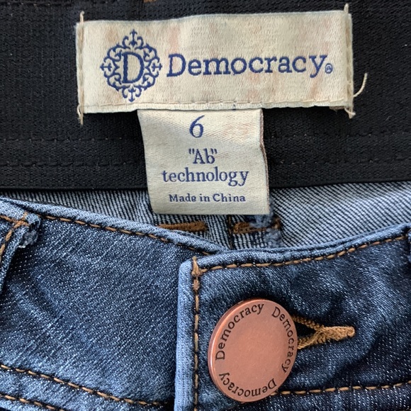 Democracy Ab Technology Ankle Skimmer - Picture 12 of 15